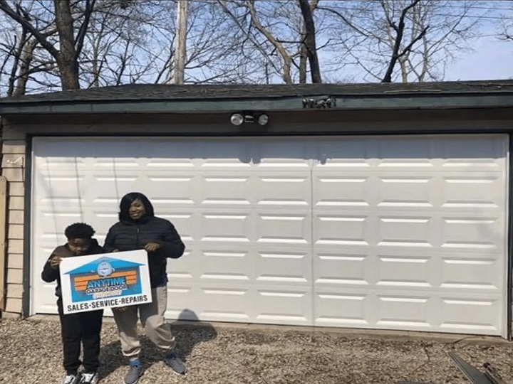 Garage door service Beachwood